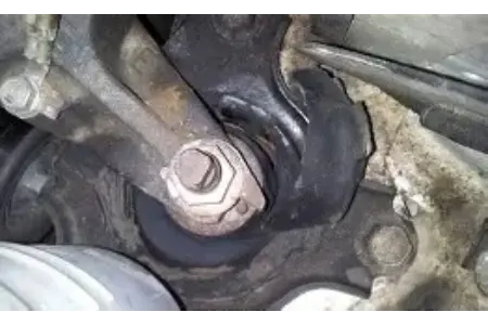 VW Tiguan Engine Mount Mount ທີ່ 120 km / h - ໄດເວີຍ່າງຫນີ, ດຽວນີ້ຕ້ອງການທີ່ຈະຈ່າຍເງີນ $ 14K
