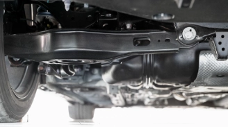 ເປັນຫຍັງລົດຫຼູຫຼາຈຶ່ງມັກ 